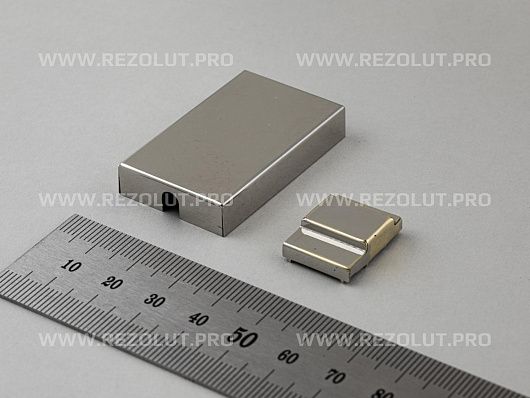 Двухкомпонентные формованные многосекционные экраны