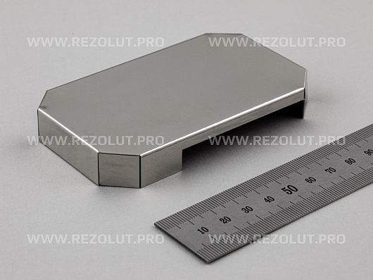 Двухкомпонентные формованные многосекционные экраны